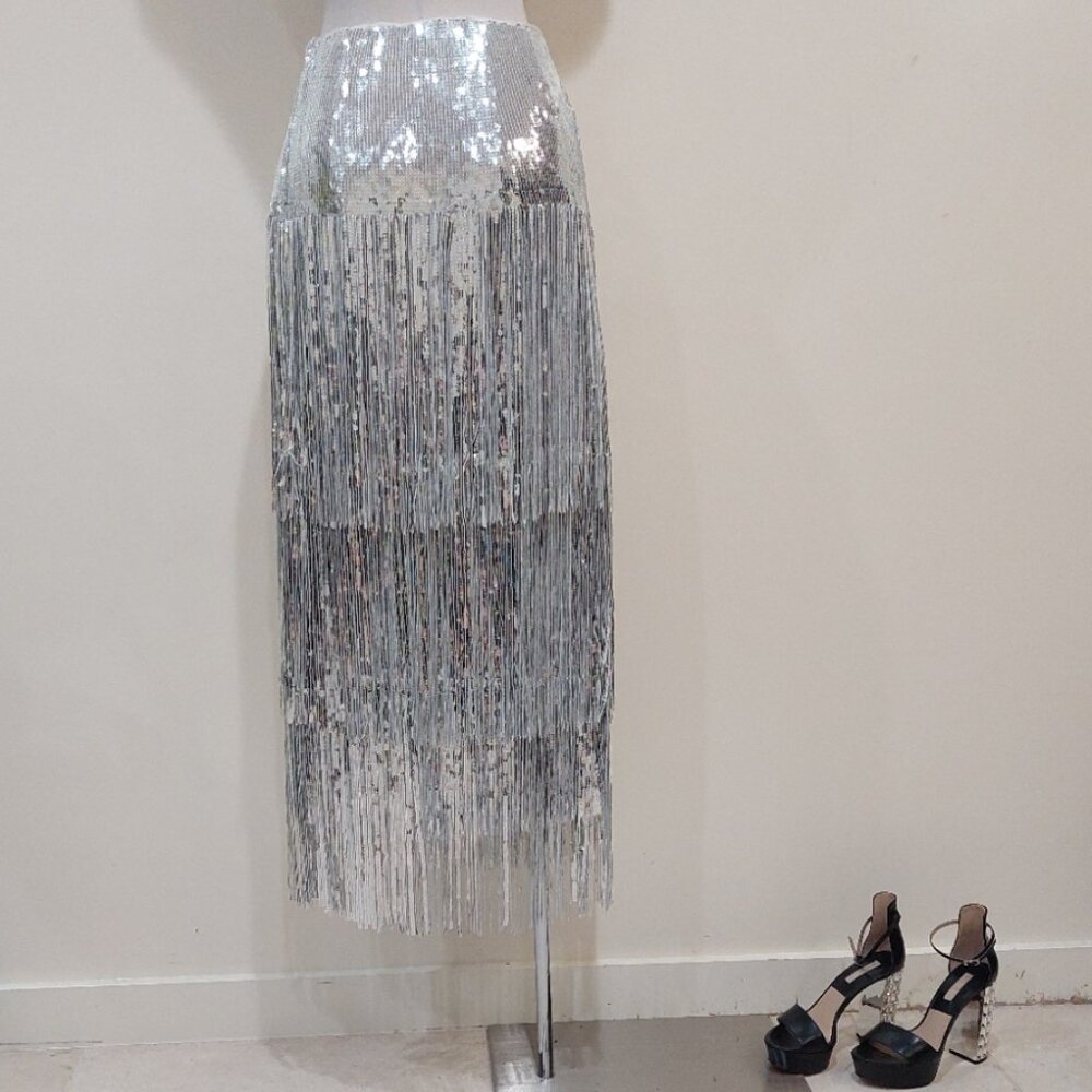 🖤💥UBER STUNNING!🖤💥Roaring 20s Vibe Tatiana Fringed Sequin Skirt in Silver - Picture 14 of 15